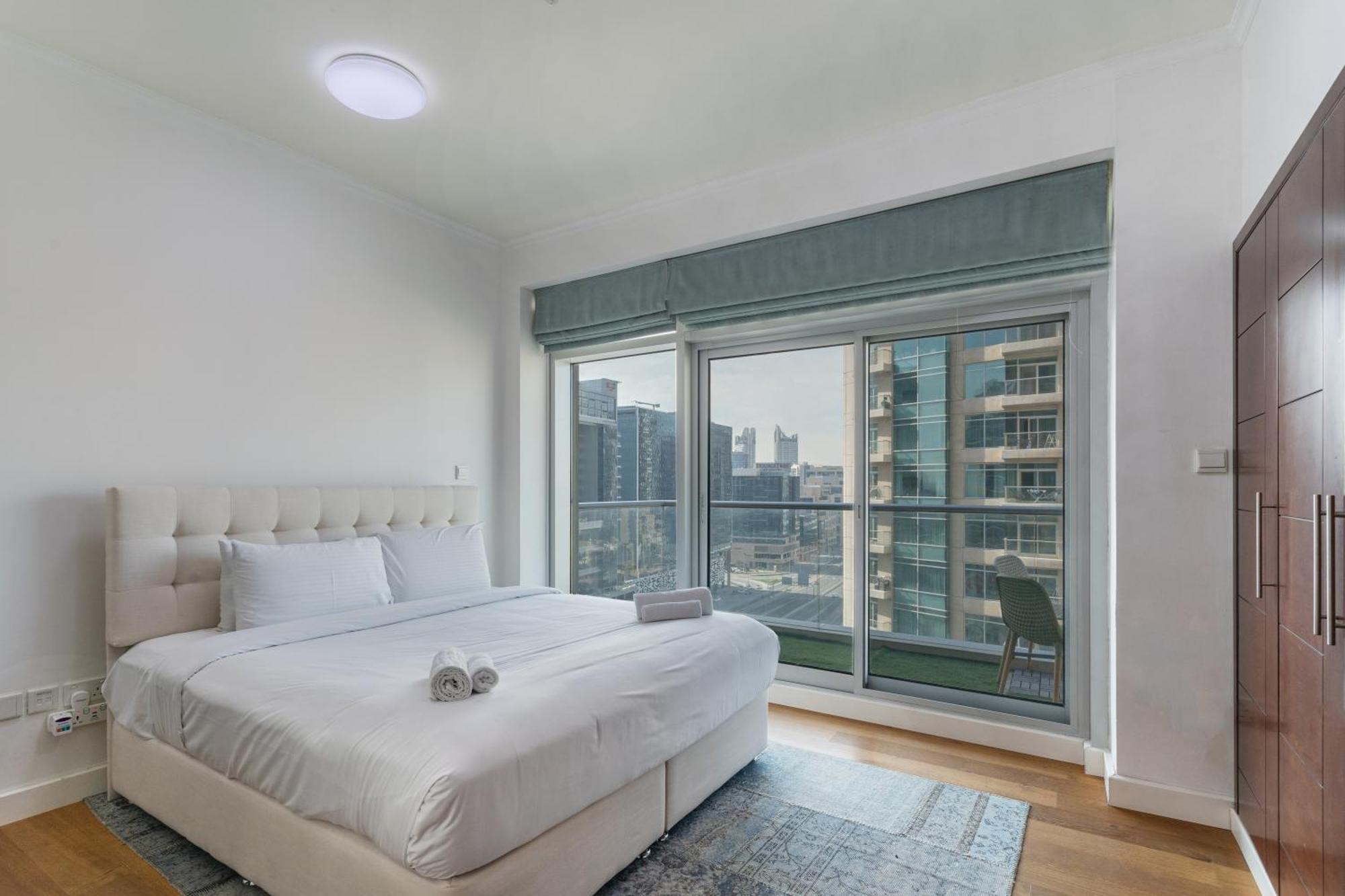 Chic 2Br Apartment, Prime Location Near Dubai Mall - Allsopp&Allsopp 외부 사진