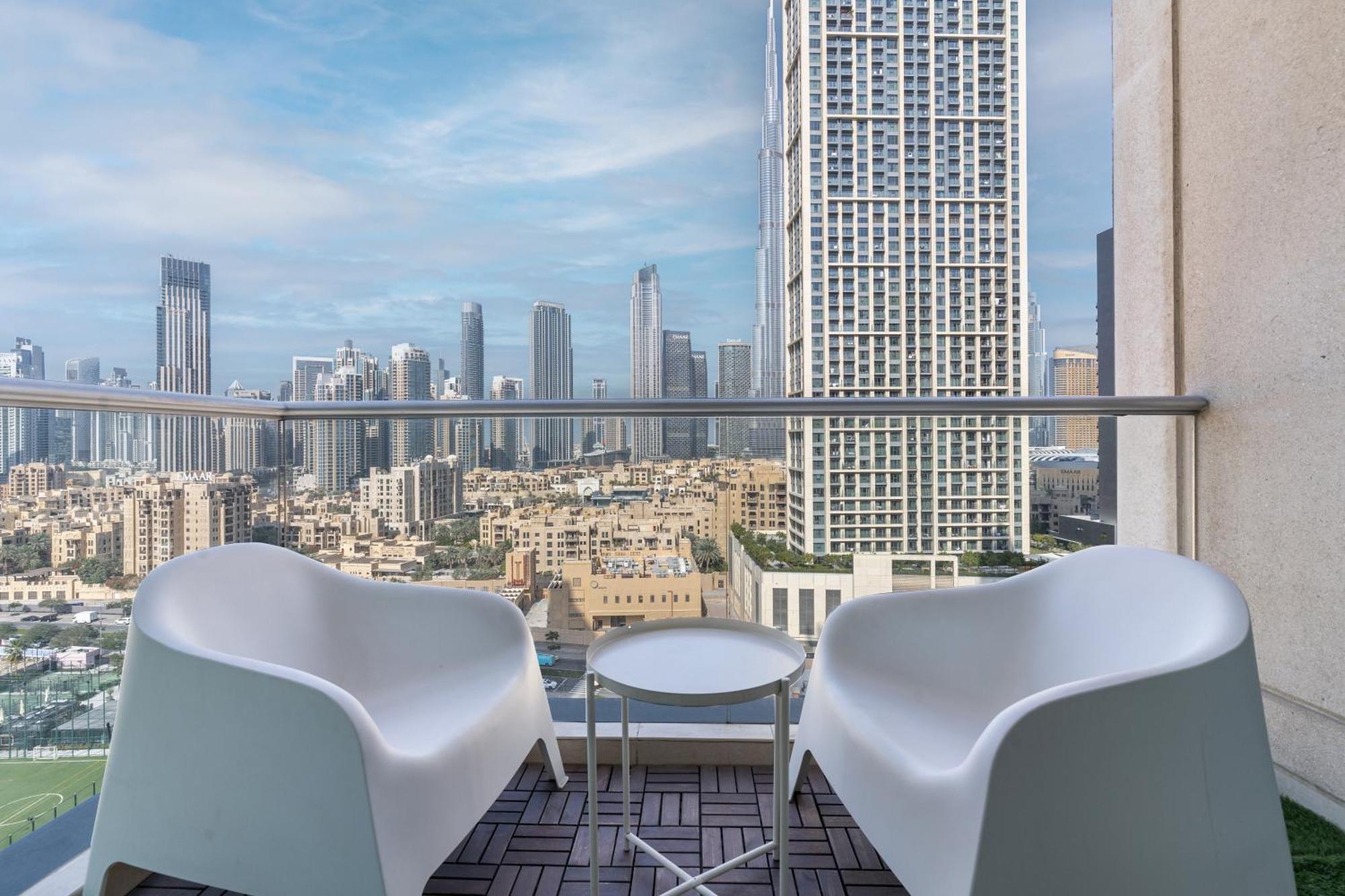 Chic 2Br Apartment, Prime Location Near Dubai Mall - Allsopp&Allsopp 외부 사진
